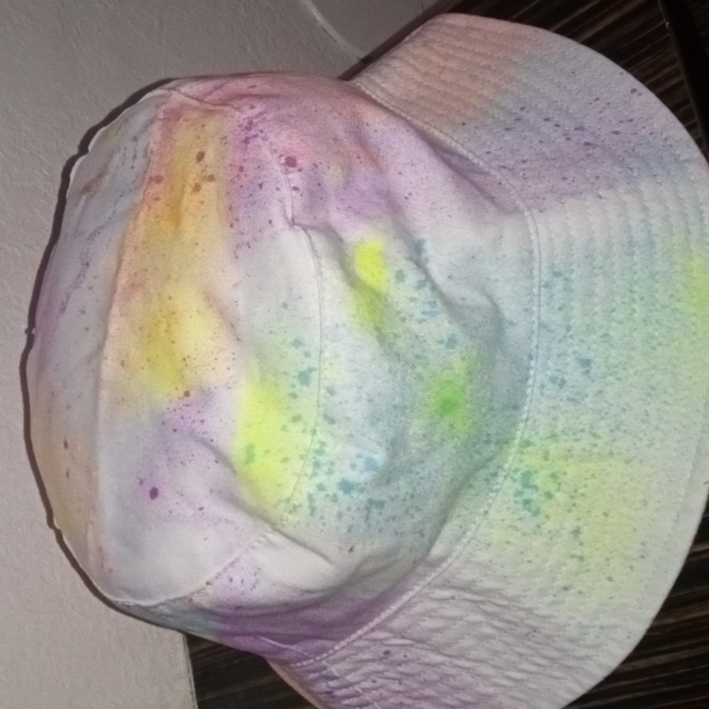 Custom buckets - Picture 3 of 3